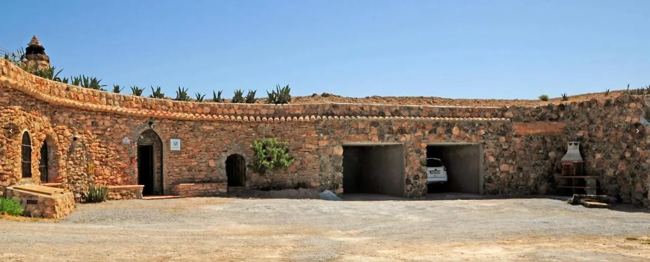 Holiday home Charming Rental With Shared Pool In Gorafe