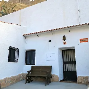 Holiday home Cueva Alcazar, Gorafe